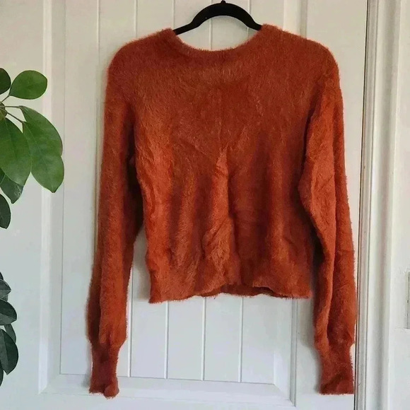 Burnt/rust orange Express fluffy sweater with full sleeves (extremely soft!) - Picture 3 of 6